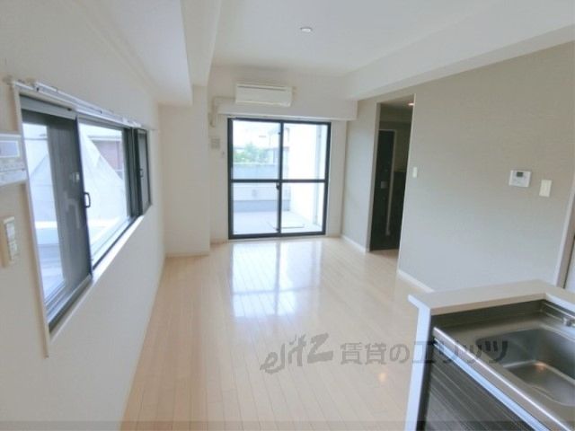 居室・リビング　リビング