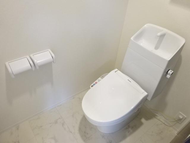 トイレ　シャワー付トイレ