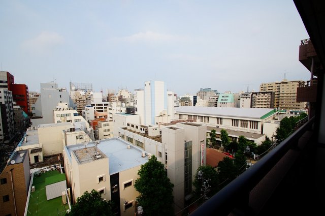 眺望　「窓からの眺め」