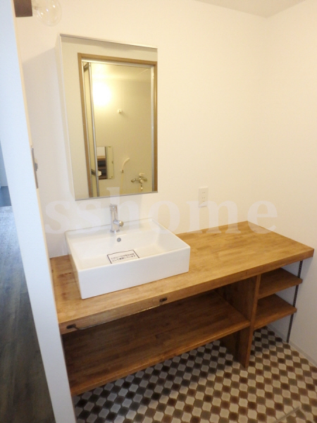 洗面設備　オシャレな独立洗面台☆