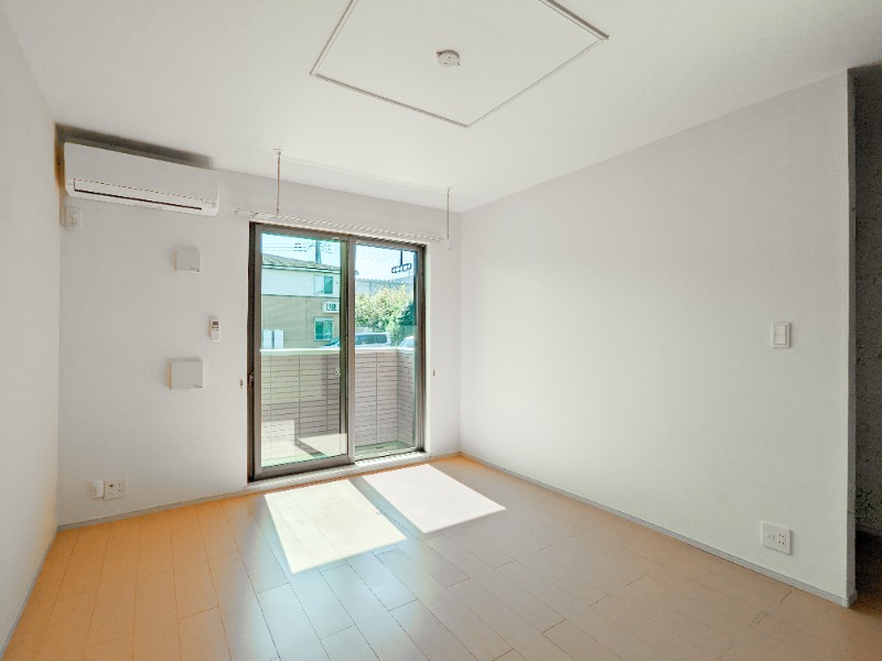 居室・リビング　図面と現状に相違がある場合には現状を優先