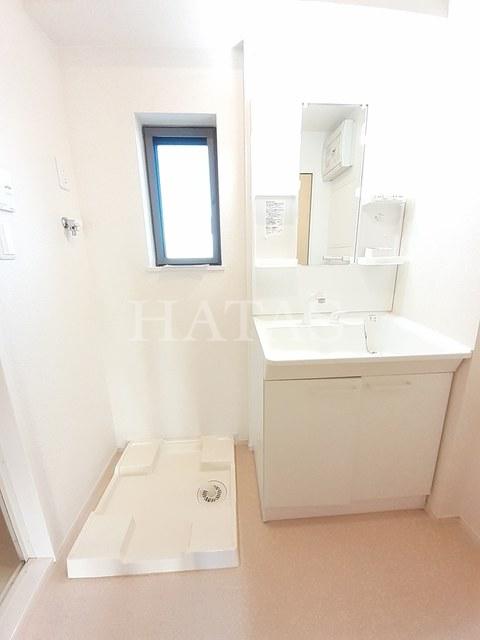 洗面設備　同物件別部屋です。