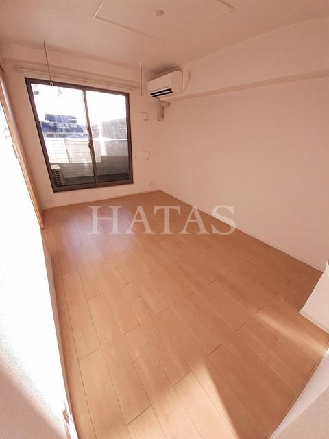 居室・リビング　同物件別部屋です。