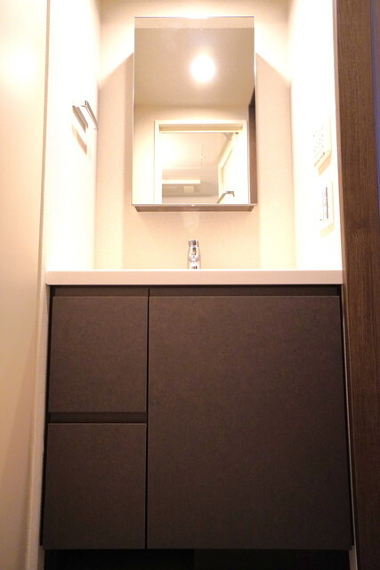 洗面設備　※写真は同タイプ住戸です。