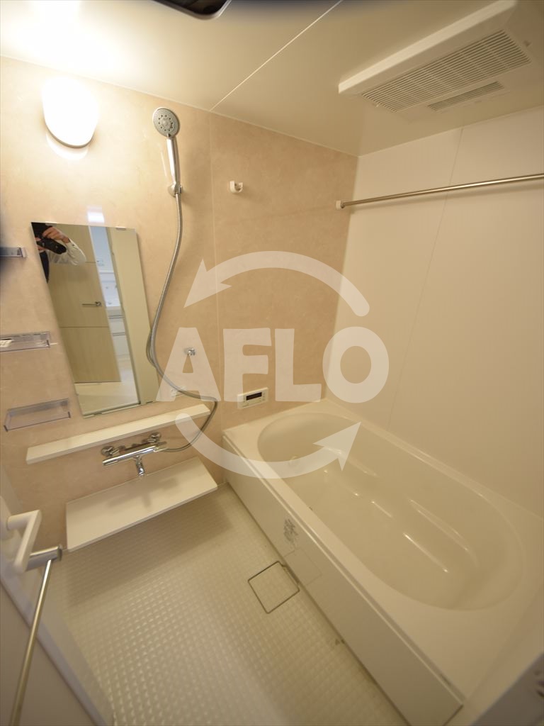 バス・シャワールーム　ウルバーノ　イリス　風呂