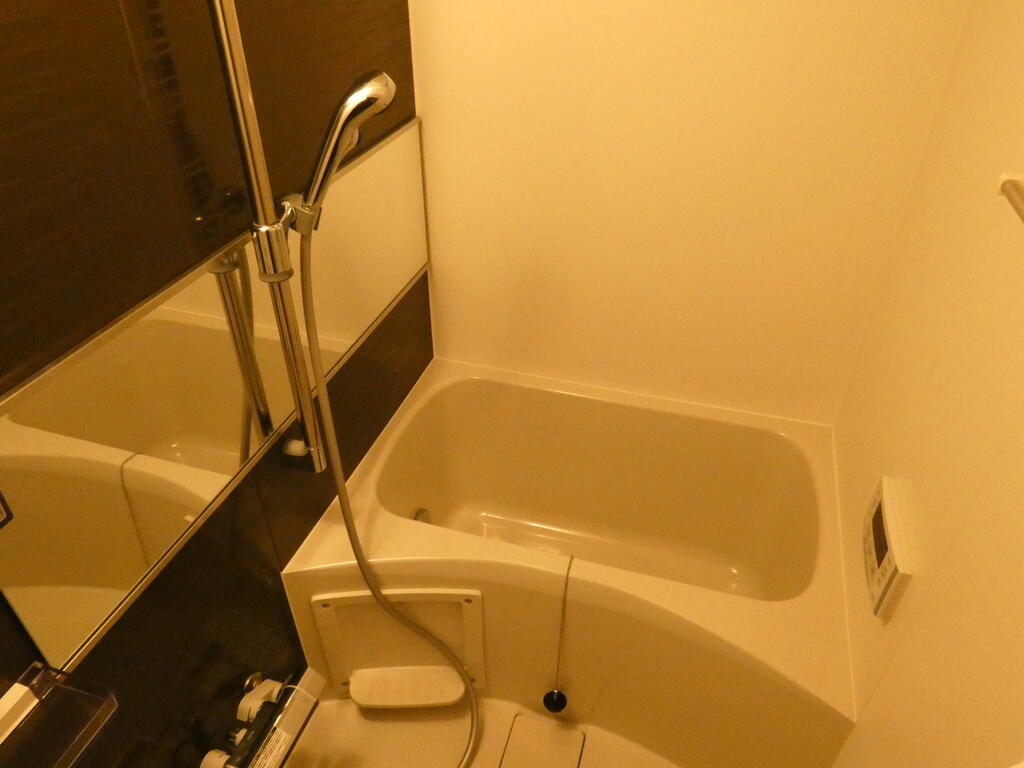 バス・シャワールーム　バス※別部屋参考写真