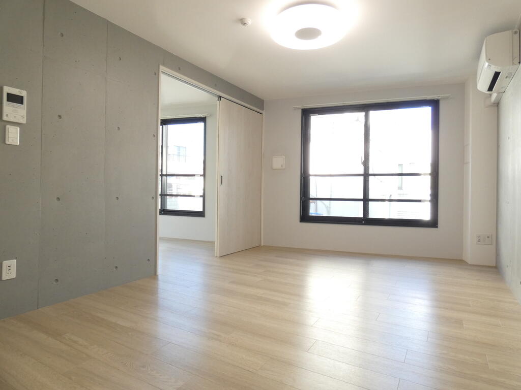 居室・リビング　内観1※別部屋参考写真