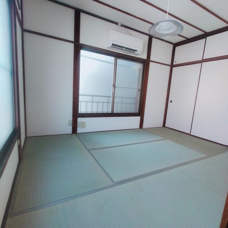 春美荘の居間写真