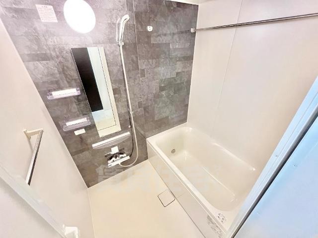 バス・シャワールーム　バス（イメージ）