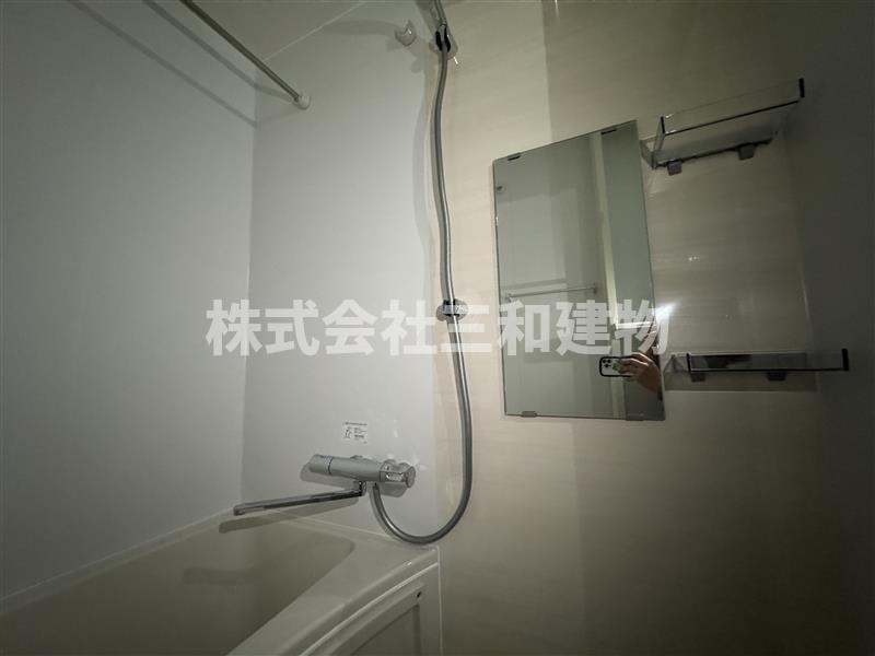 バス・シャワールーム　同間取り別室の参考写真です