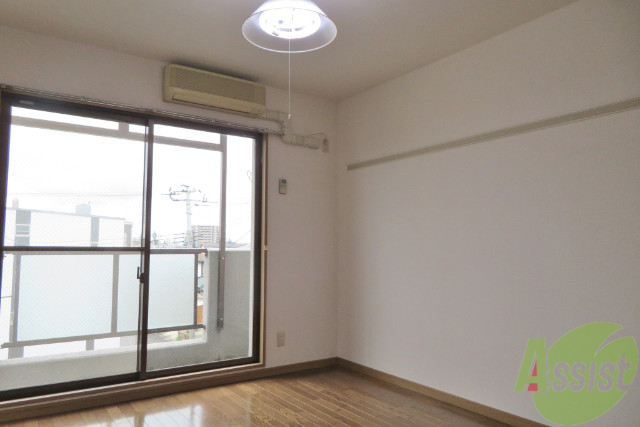 居室・リビング　７．５帖のお部屋になります。キレイなお部屋でした。