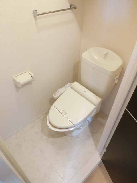 トイレ　ウォシュレットもしっかり完備しております。