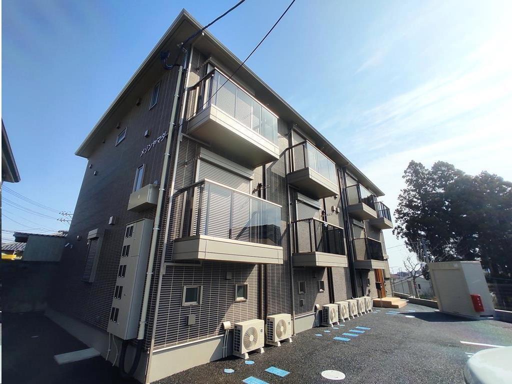 建物外観　「メゾンヤマダ」外観写真