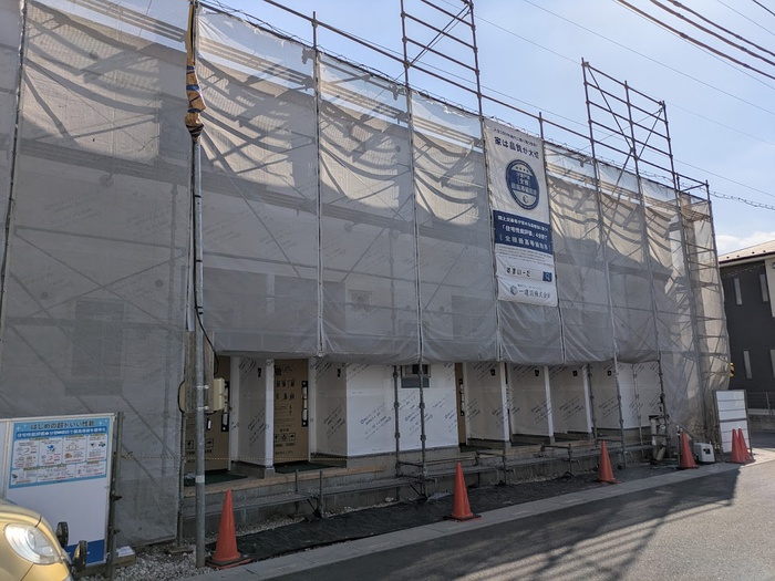 建物外観　建築中