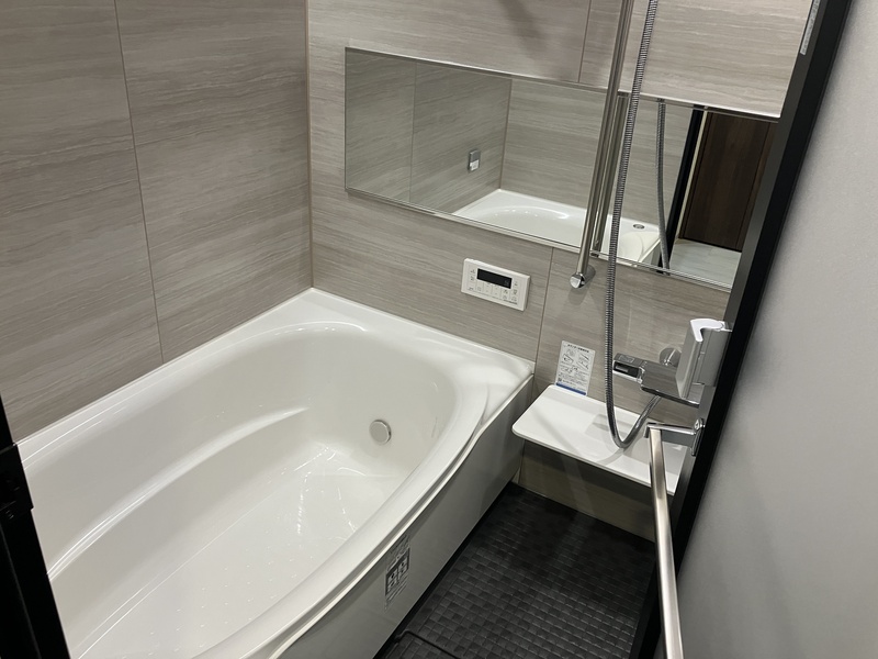 バス・シャワールーム　お風呂で日々の疲れを落としましょう