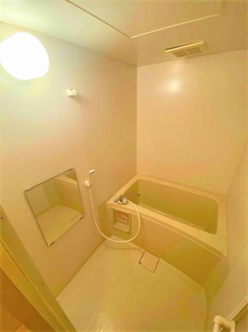 バス・シャワールーム　きれいなお風呂です