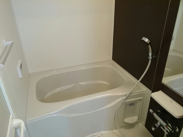 バス・シャワールーム　別号室の画像です。ご参考下さい