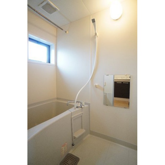 バス・シャワールーム　追い焚き付き