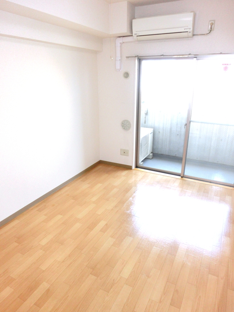 居室・リビング　※別部屋参考写真☆ペット飼育相談可☆