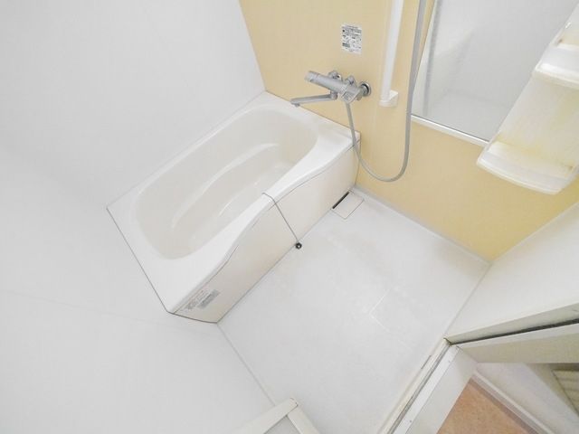 バス・シャワールーム　別部屋参考写真