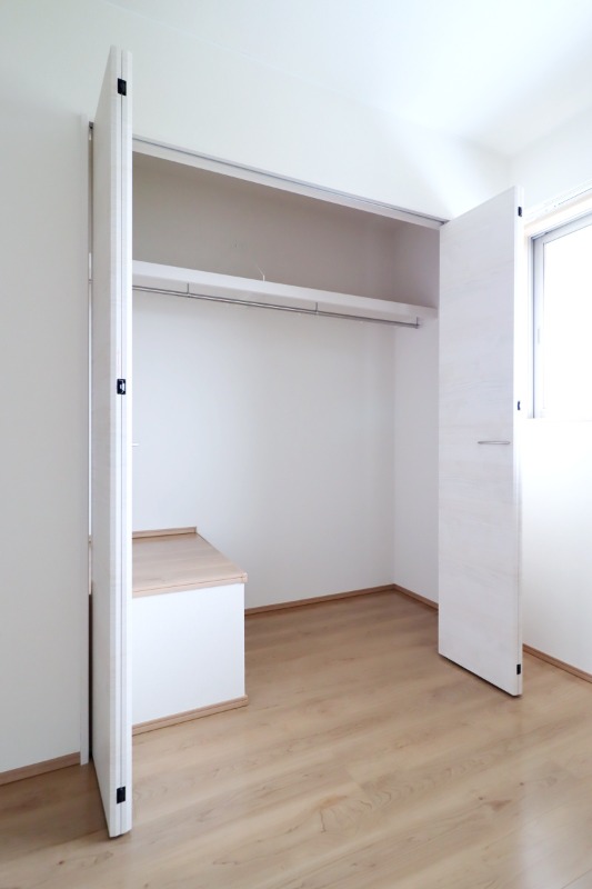 収納　図面と現状に相違がある場合には現状を優先