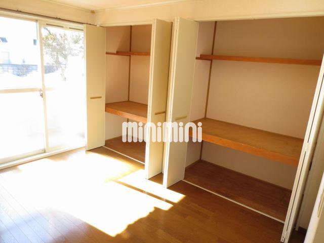 収納　反転タイプの写真流用です。