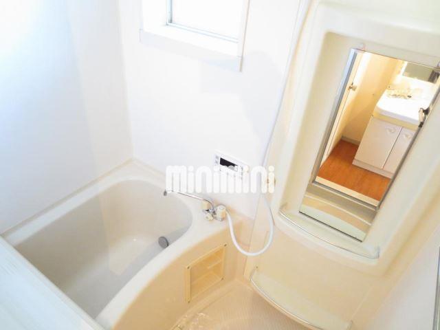 バス・シャワールーム　反転タイプの写真流用です。