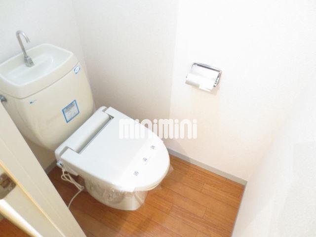 トイレ　反転タイプの写真流用です。