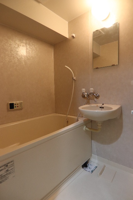 バス・シャワールーム　※別号室の参考写真です※