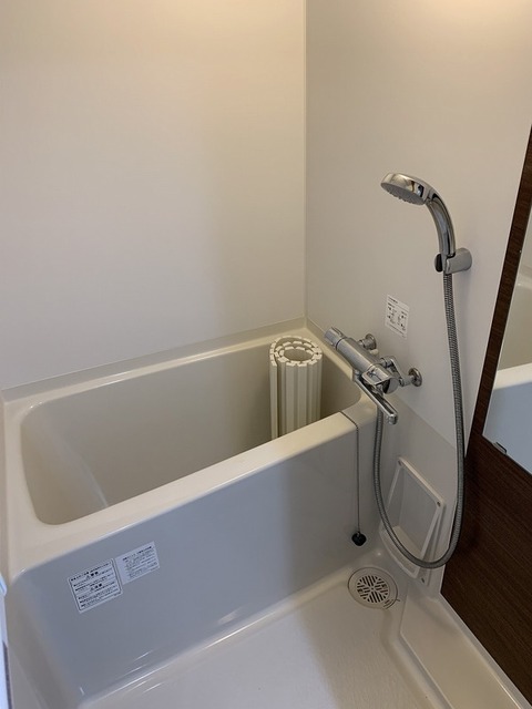 バス・シャワールーム　バスルーム