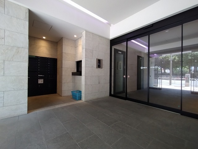 セキュリティ　オートロック完備