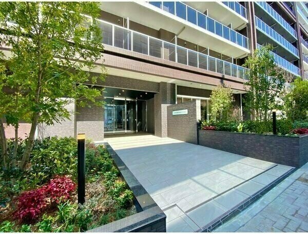 エントランス　名古屋で一番初期費用の安い賃貸専門の不動産会社です(^^)