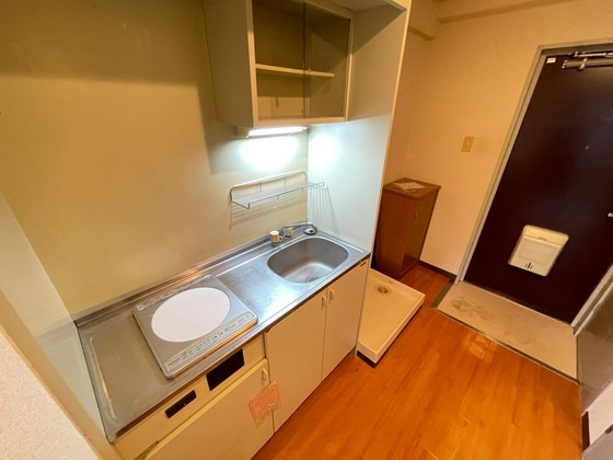 キッチン　※別部屋の写真です