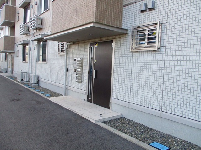 エントランス　エントランス