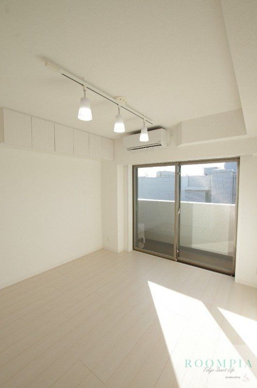 居室・リビング　※同タイプの別のお部屋です。
