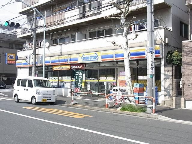 コンビニ　ミニストップ（コンビニ）まで600m