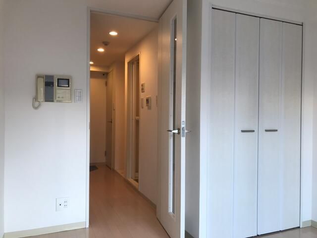 居室・リビング　別号室参考写真