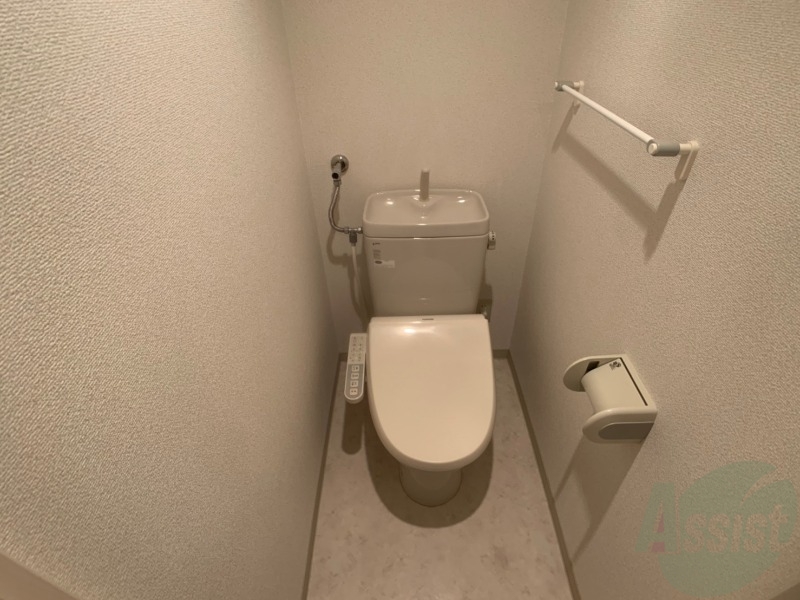 トイレ　トイレです。ウォシュレット付を探している方、おすすめです。