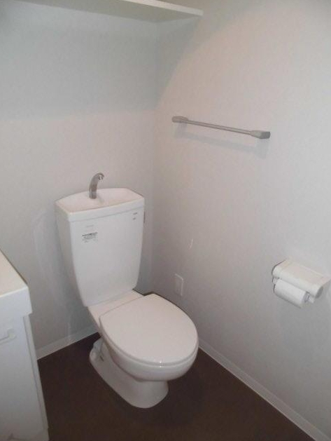 トイレ　清潔感のあるトイレです。