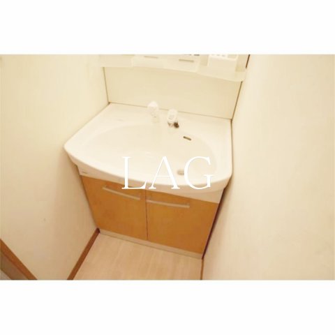 洗面設備　洗面台です。