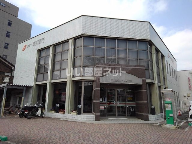 銀行　筑邦銀行中央町支店（銀行）まで375m