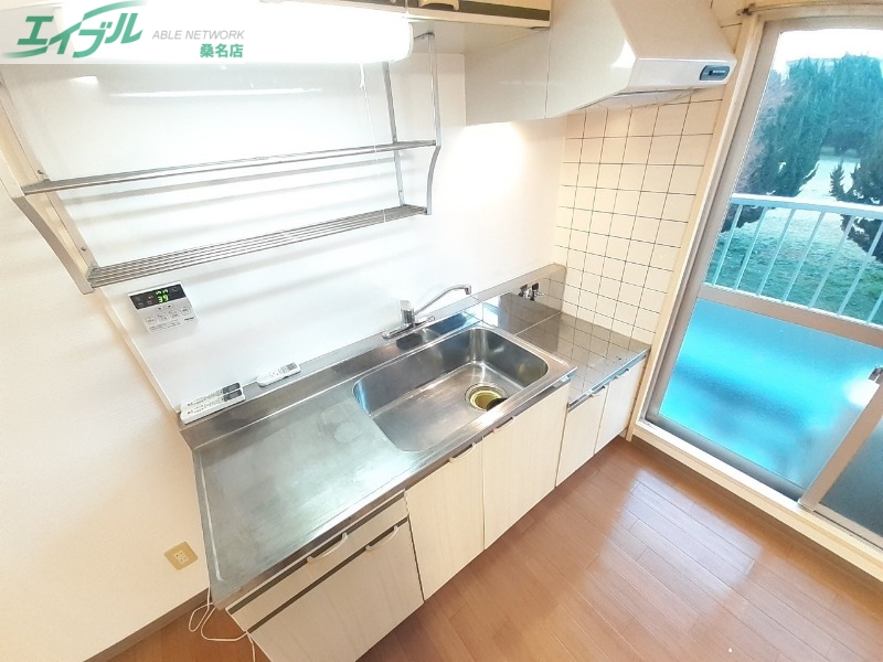 キッチン　※同物件別部屋の写真となります