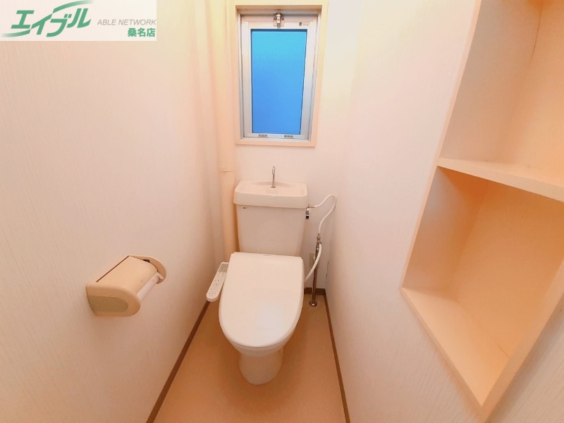 トイレ　※同物件別部屋の写真となります