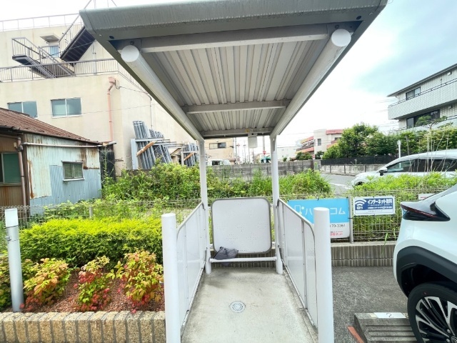 駐車場　駐輪場