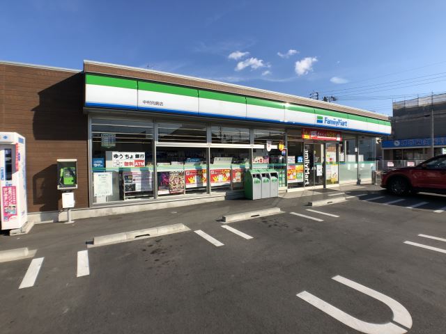 その他　ファミリーマート（その他）まで360m