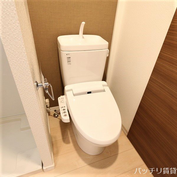 トイレ　※同型タイプ写真の為、現状優先。初期費用分割可能
