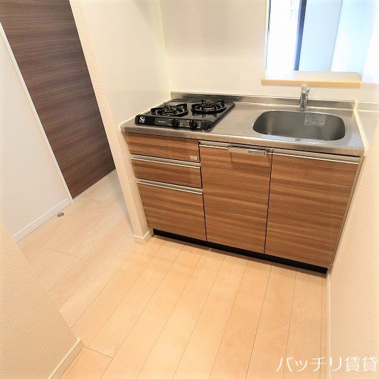キッチン　※同型タイプ写真の為、現状優先。初期費用分割可能