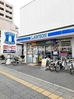 コンビニ　ローソン板橋赤塚新町1丁目店（コンビニ）まで352m