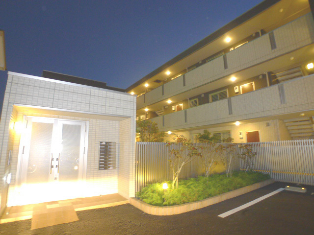 建物外観　GRACE　SQUAREのご紹介は住まいの窓口アソシエへ