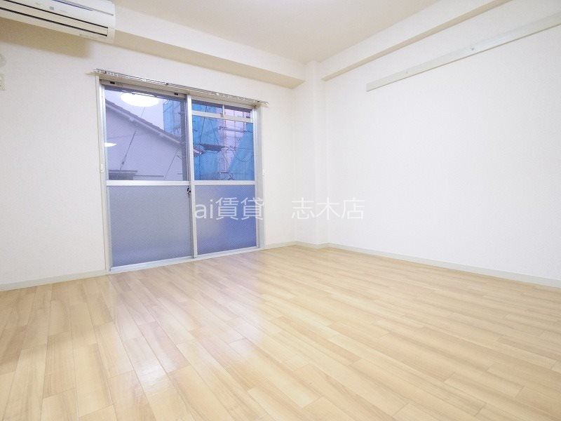 居室・リビング　※別号室写真